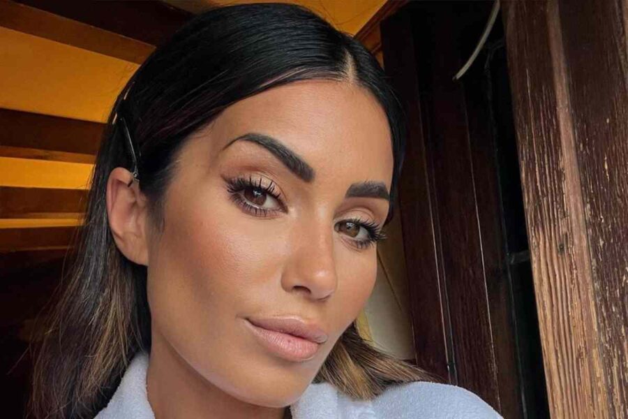 Federica Nargi è una bomba, fans innamorati: scollatura fantastica