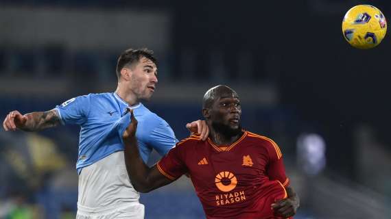 Lukaku e Romagnoli durante Lazio-Roma