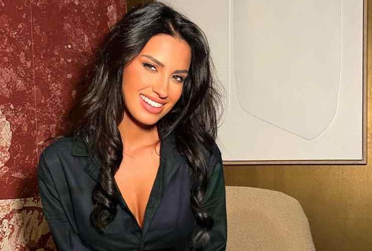 Eleonora Incardona mozzafiato: la mise notturna lascia di sasso