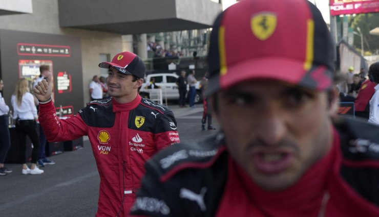 Leclerc e Sainz con tute nuove