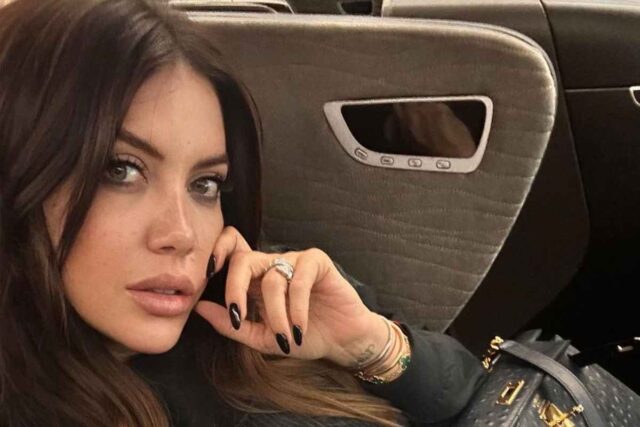 Scatto troppo bollente: Wanda Nara è esplosiva