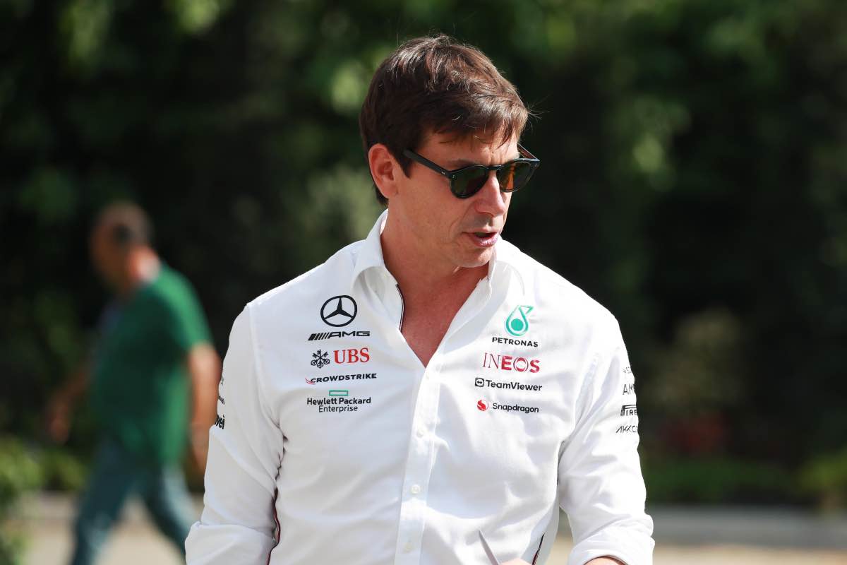 Formula 1, in Brasile le Mercedes crollano: Wolff non ci sta