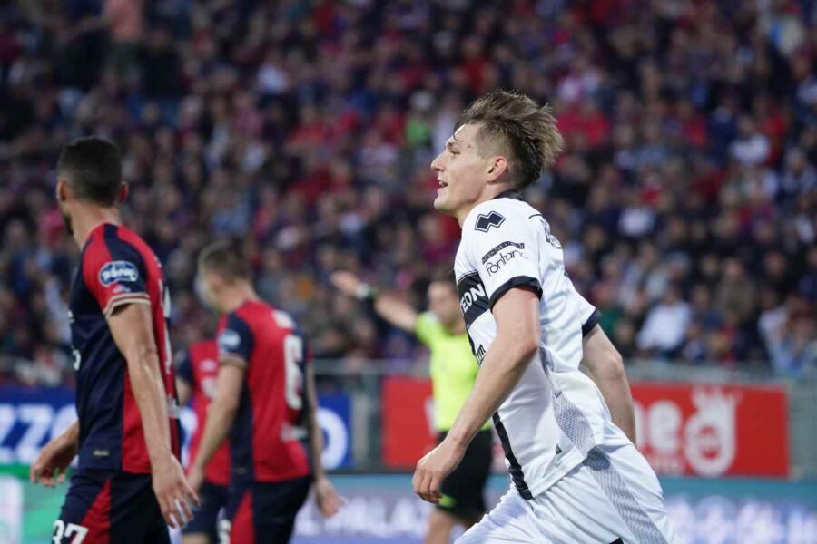 Benedyczak decisivo per la vittoria del Parma