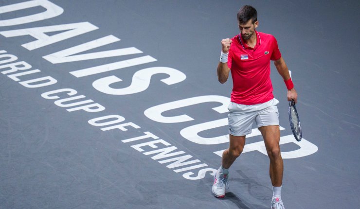 Djokovic favorito su Sinner