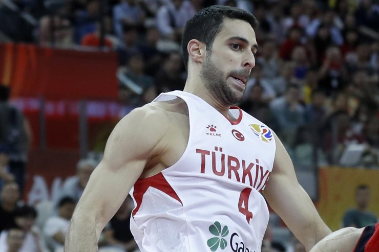 Dogus Balbay si ritira dal basket