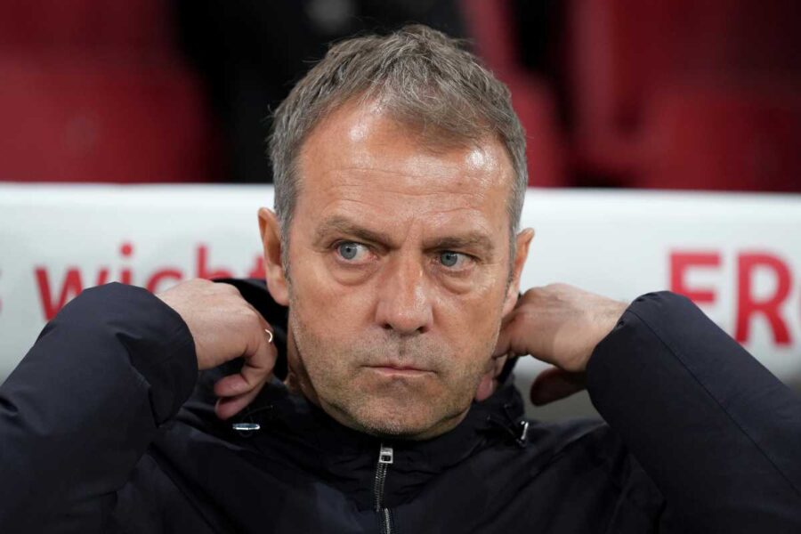 Il Barcellona di Hansi Flick vola ai quarti di finale di Champions League