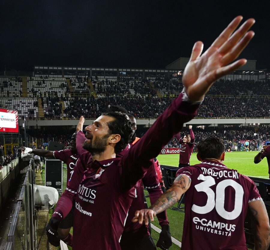Candreva esulta per il gol in Salernitana-Milan