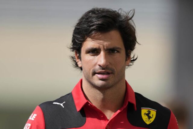 Sainz fa commuovere tutti
