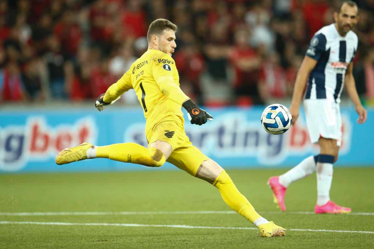 Bento primo obiettivo dell'Inter per la porta