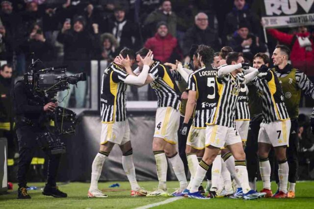 Juventus cessione Huijsen prestito Granada