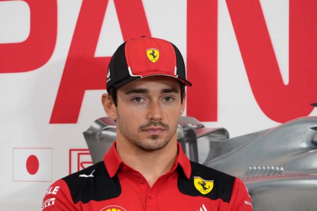 Si mette subito malissimo per Leclerc