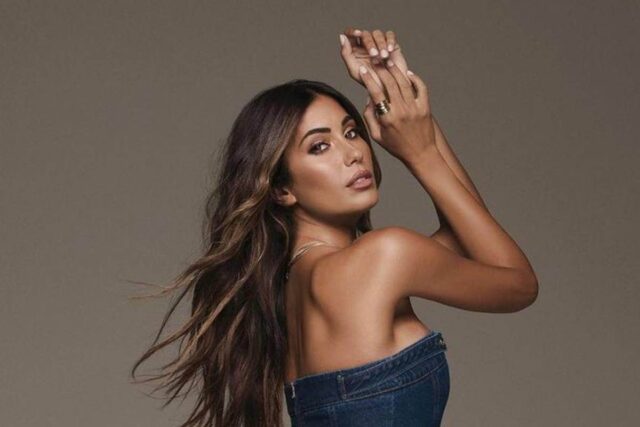 Federica Nargi Capodanno Maldive bikini esplosivo