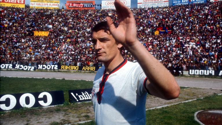 Gigi Riva al Sant’Elia con la maglia del Cagliari