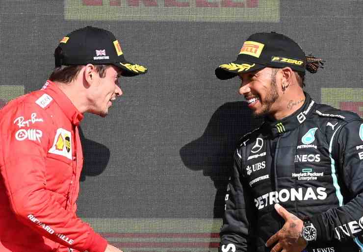F1, esulta la Ferrari: ecco perché: annuncio che taglia fuori Hamilton