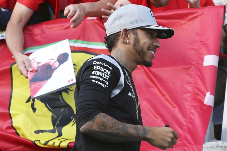 Rivelazione improvvisa: spunta la verità su Hamilton in Ferrari