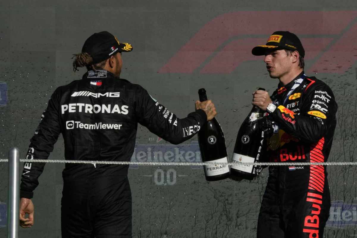 Verstappen attacca Hamilton