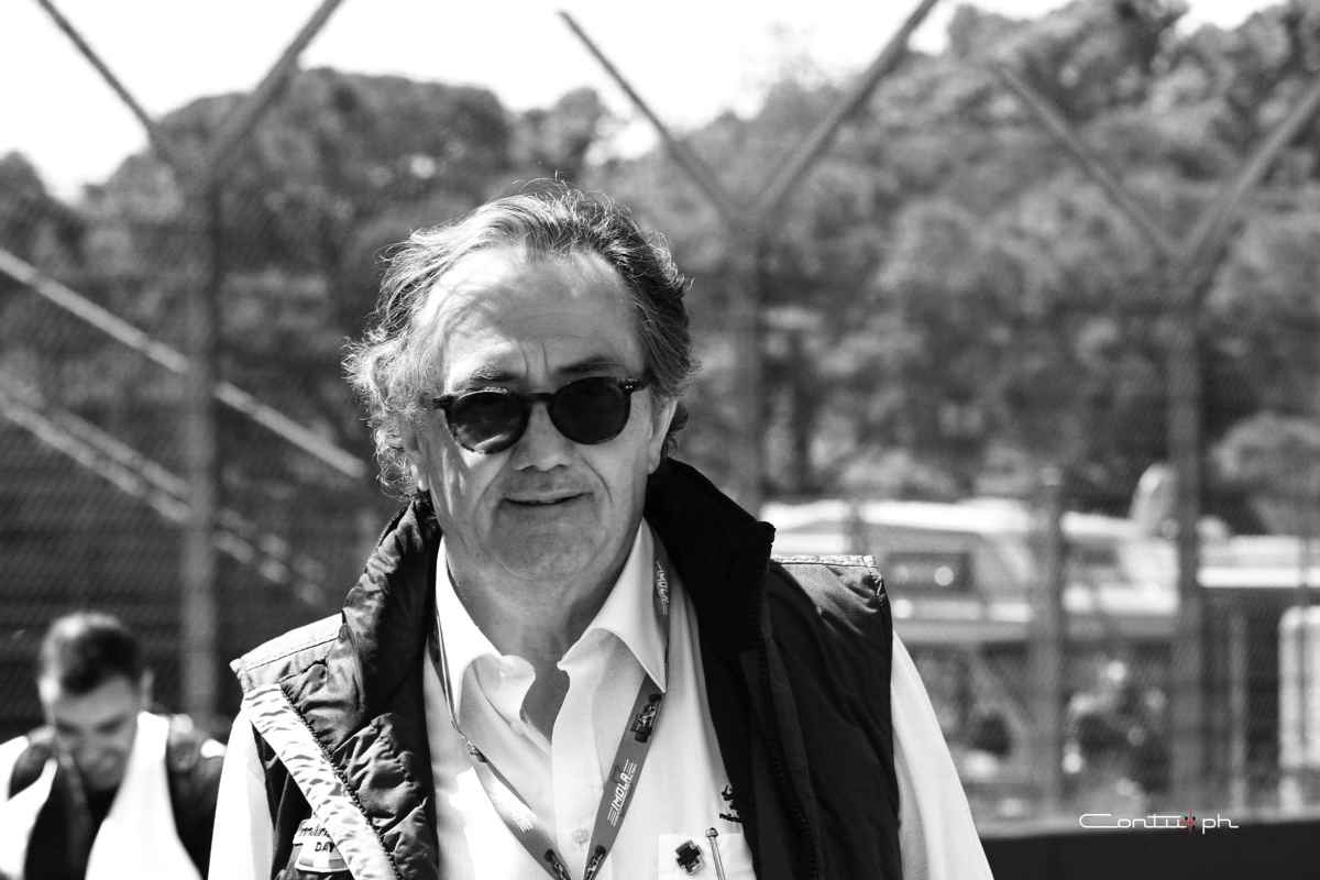 Ferrari distrutta per l'ingaggio di Hamilton