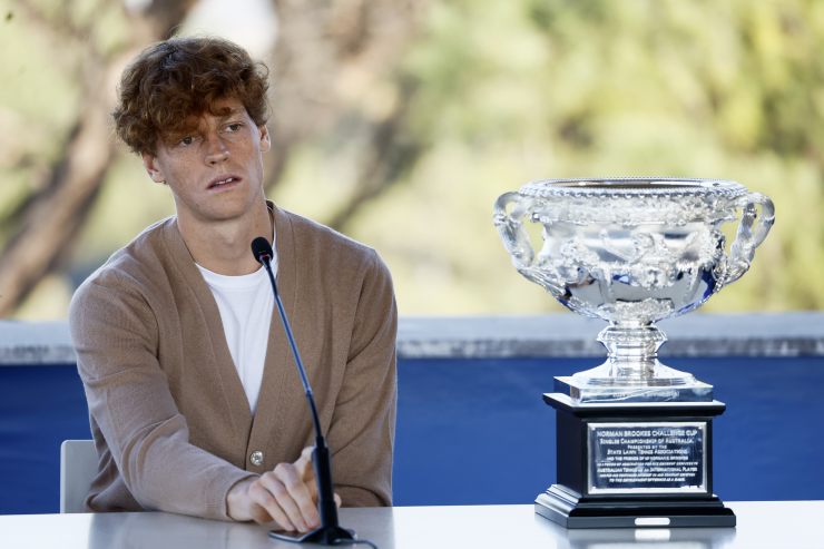 Fa ancora discutere l'ultimo annuncio di Jannik Sinner