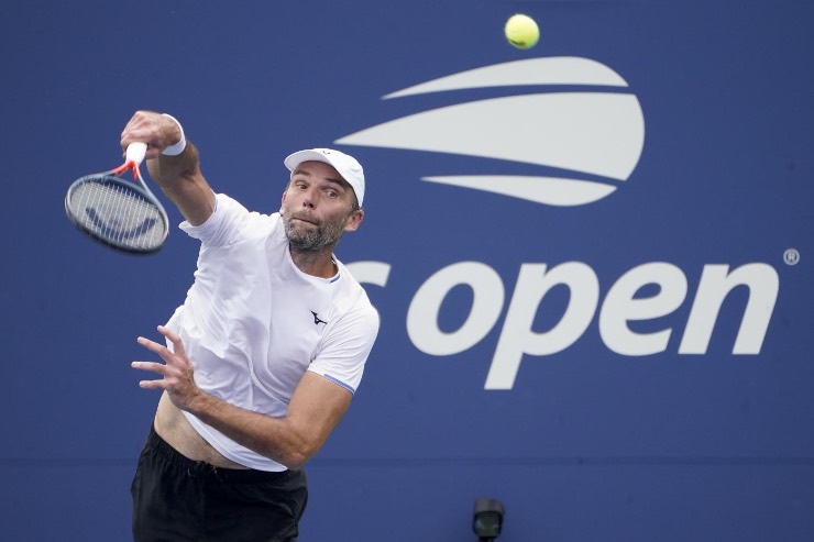 Tennis, si ritira Karlovic