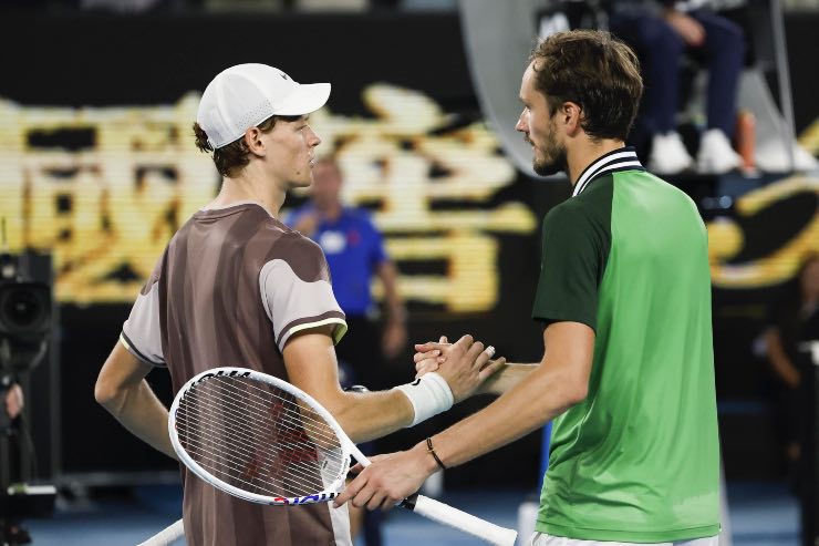 Medvedev rinuncia a Rotterdam, Sinner vuole il terzo posto