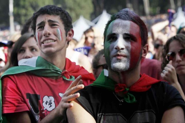 Annuncio ufficiale: lascia il calcio