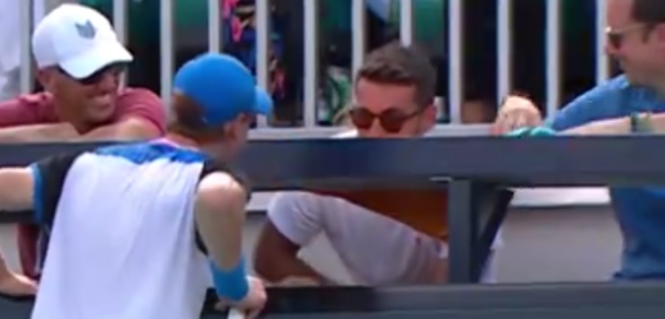 Sinner, colpo proibito: che botta