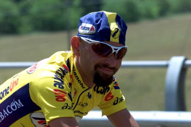 Omaggio a Marco Pantani nel ravennate: il gesto del comune commuove i fan