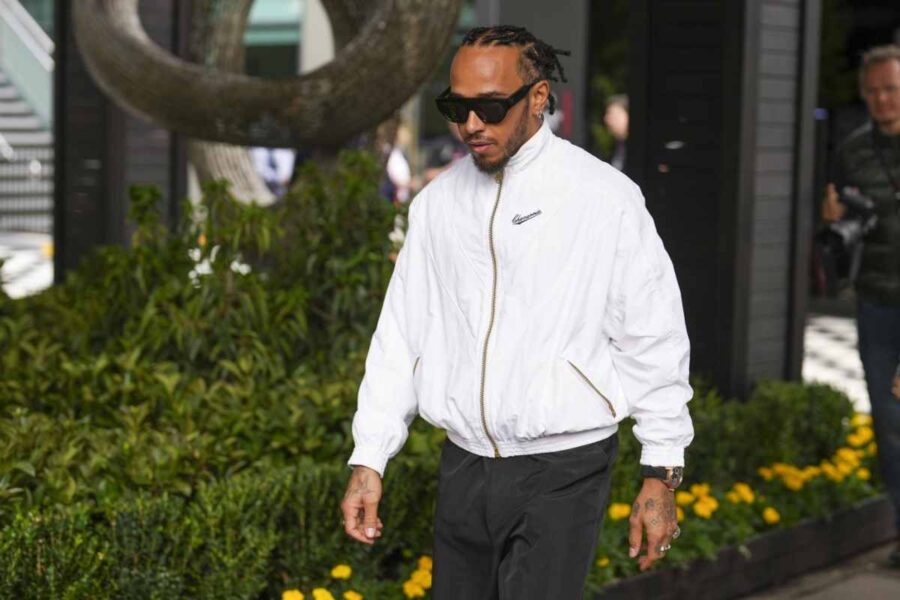 Hamilton alla Ferrari nel 2025