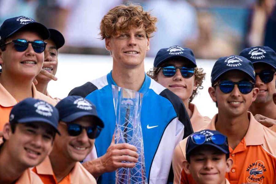 Sinner è già nella storia: è primo in classifica