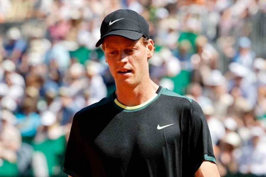 Furia totale attorno a Sinner. la bufera non si placa