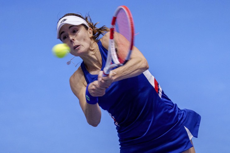 Cornet lascia il tennis