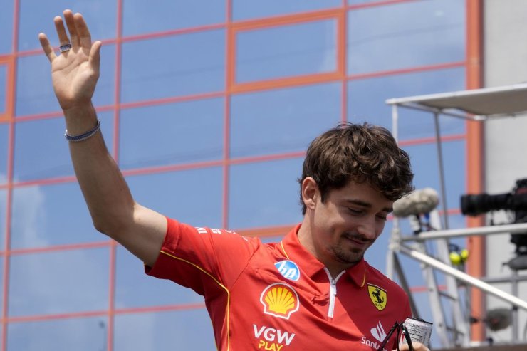 Leclerc rivela le novità della Ferrari