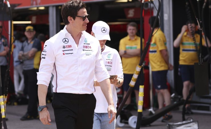 Hamilton, che batosta da Wolff: risposta secca