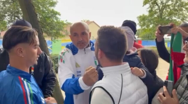 Spalletti scherza coi tifosi