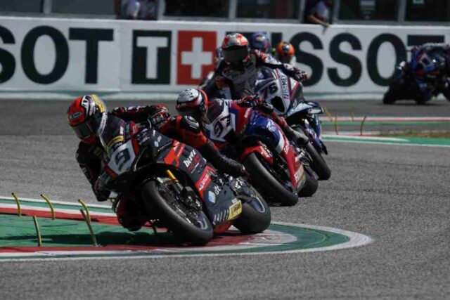 Incidente terribile in moto: racconto drammatico