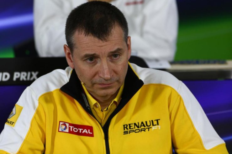 Rob White licenziato dalla Alpine