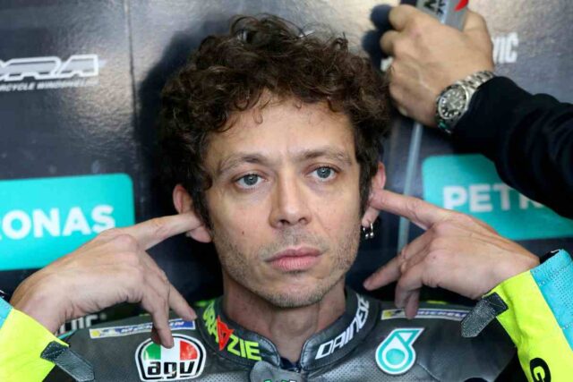 Valentino Rossi lascia la Ducati va ai rivali