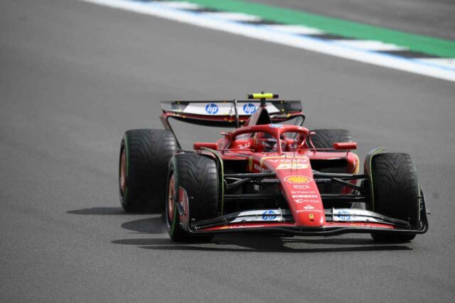 Ferrari, si complica tutto: non era mai successo