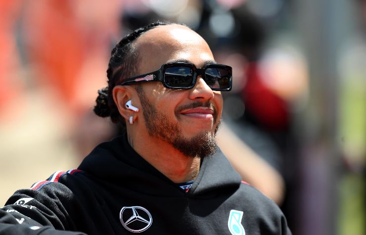 Colpo Ferrari grazie ad Hamilton