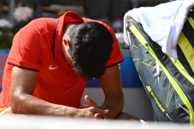 Parole severe dopo il gesto di Carlos Alcaraz: distrutto il tennista