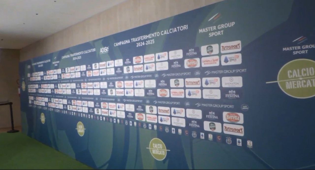 LIVE Calciomercato, tutte le trattative di giornata: Ufficiale Retegui all’Al-Qadsiah. Atalanta su Chiesa. Mendes spinge Dumfries al Barcellona