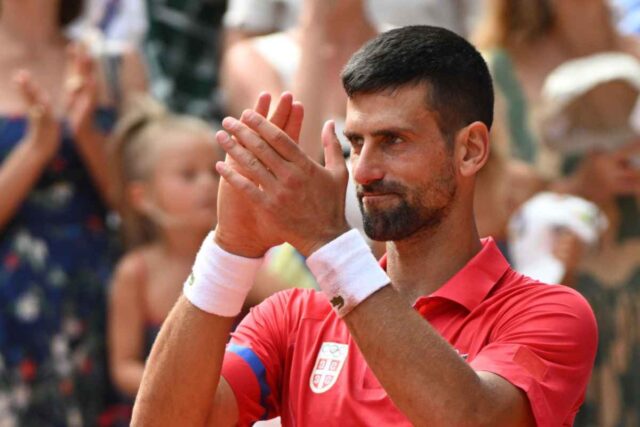 Ritiro Djokovic: fan gelati