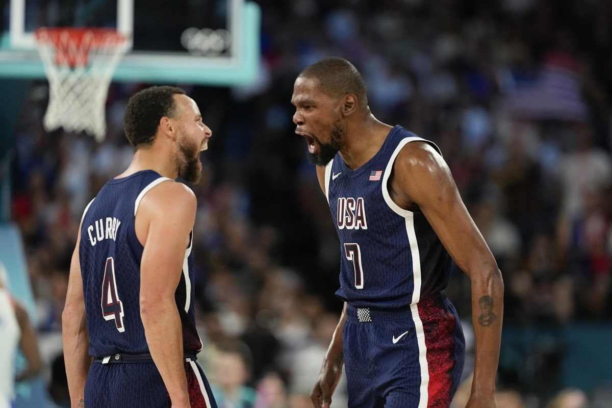 Durant taglia Curry dal miglior quintetto 