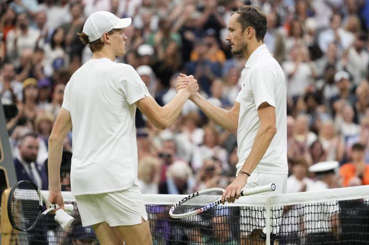 Sinner e Medvedev a Wimbledon