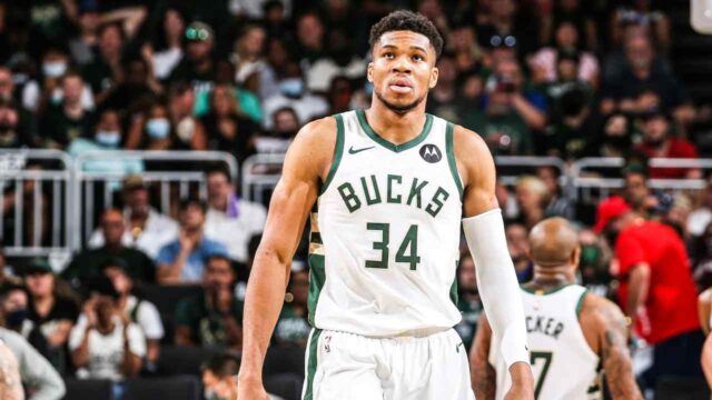 Giannis Antetokounmpo in forza ai Bucks (NBA)