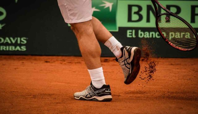 Tennis, ecco il tennista che si è sentito male in campo
