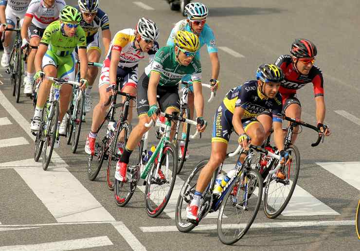 Ciclisti insieme