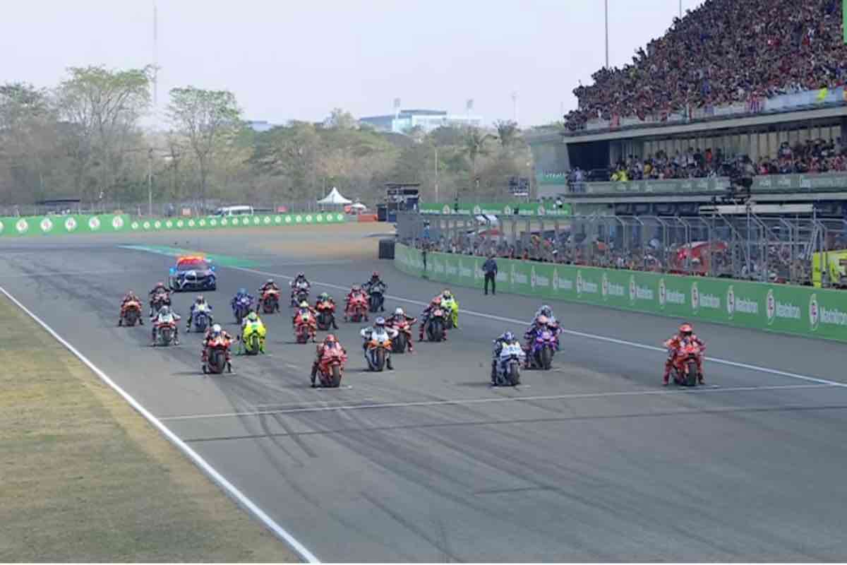 Partenza MotoGP in Thailandia