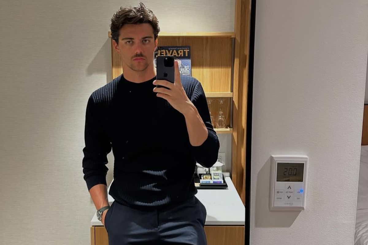 Thomas Ceccon selfie allo specchio