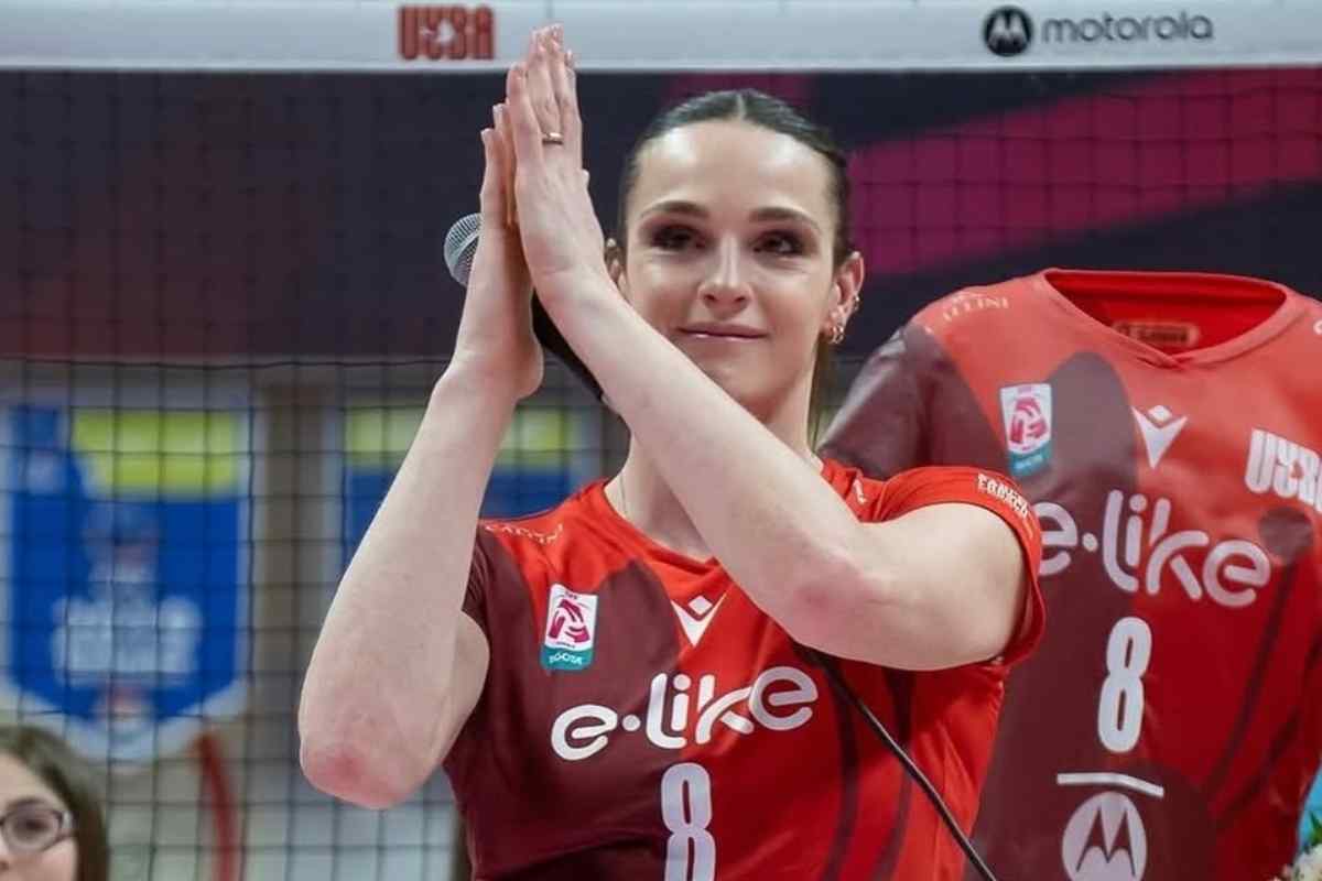 Giuditta Lualdi saluta il pubblico